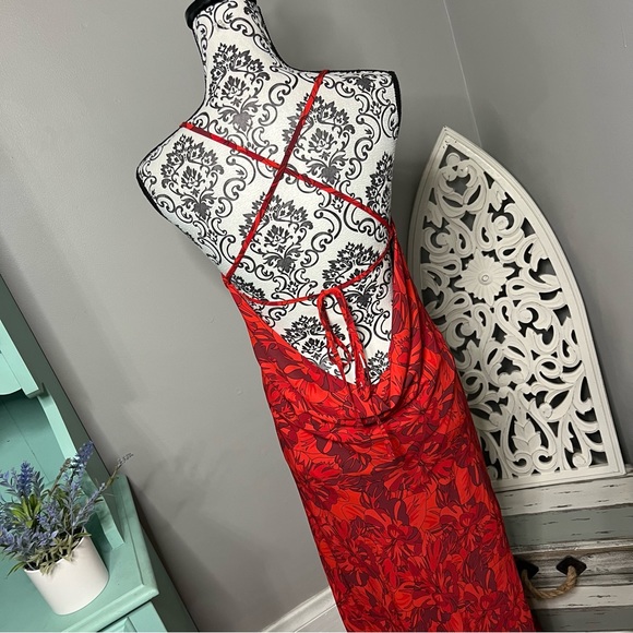 Lulu’s Sunset The Mood Red Floral Lace Up Maxi Dress Size Medium NWOT Wedding - Picture 10 of 15